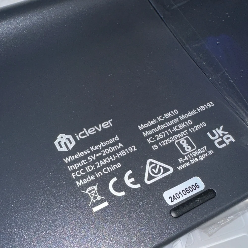 (017) iClever Rechargeable USB Keyboard  protective skin over keys- Black